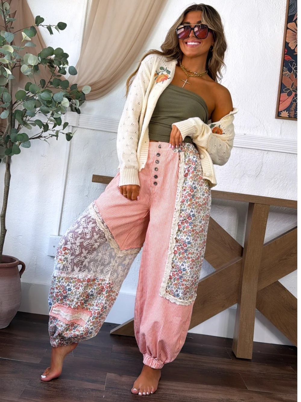 POL Petalia Garden Orange Stripe Floral Lace Patchwork Jogger High Waist Pant M